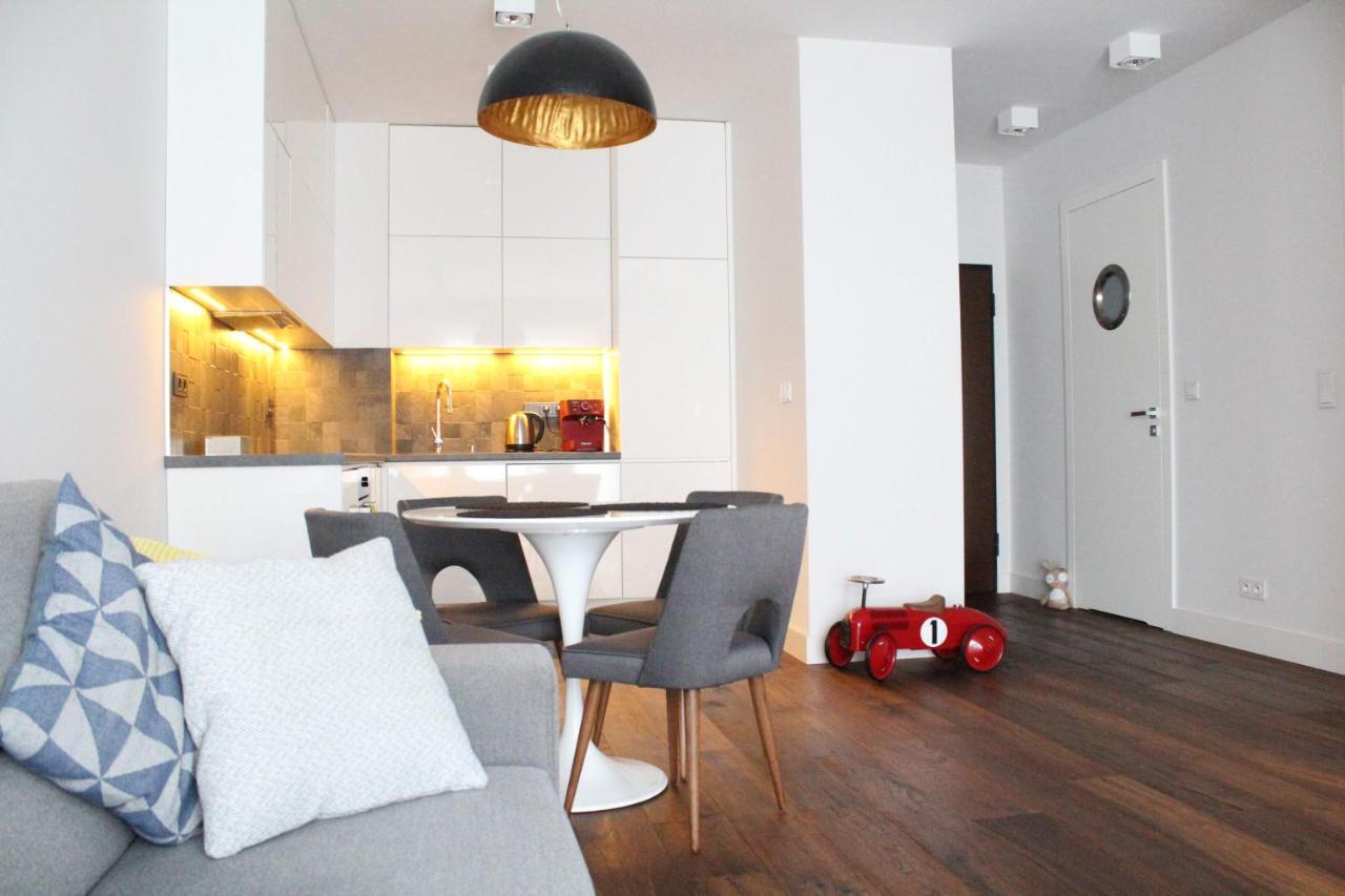 Apartament Wilanow Klimczaka Varşovia Exterior foto